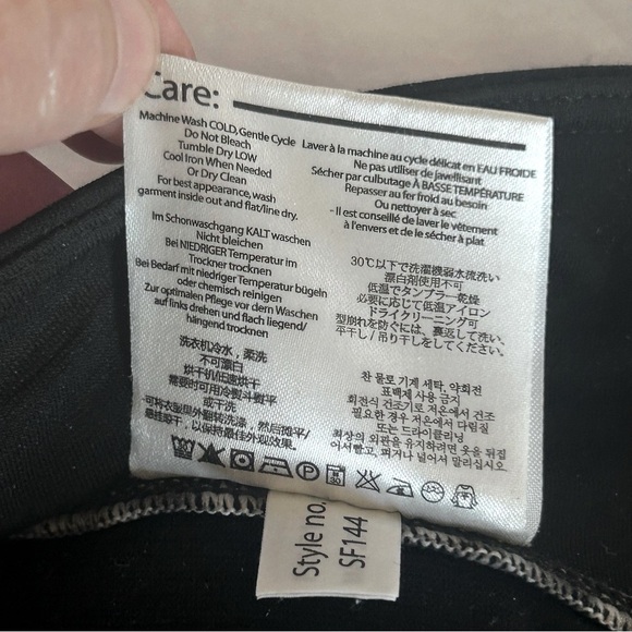 SMARTWOOL Merino Wool A-line Pull-on Skirt Size M Black Unlined Lightweight - Picture 8 of 10